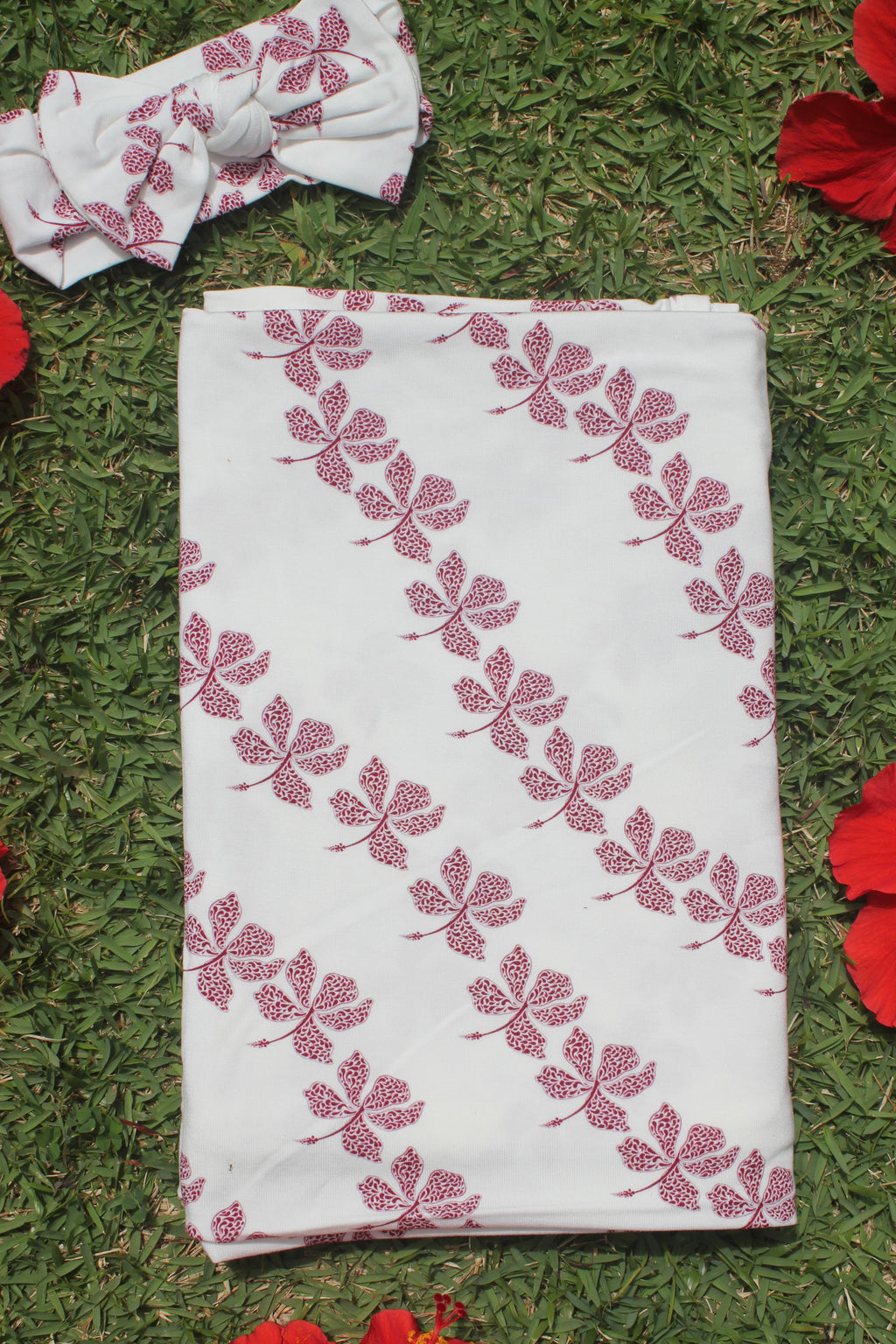 Retro Hibiscus Swaddle Set