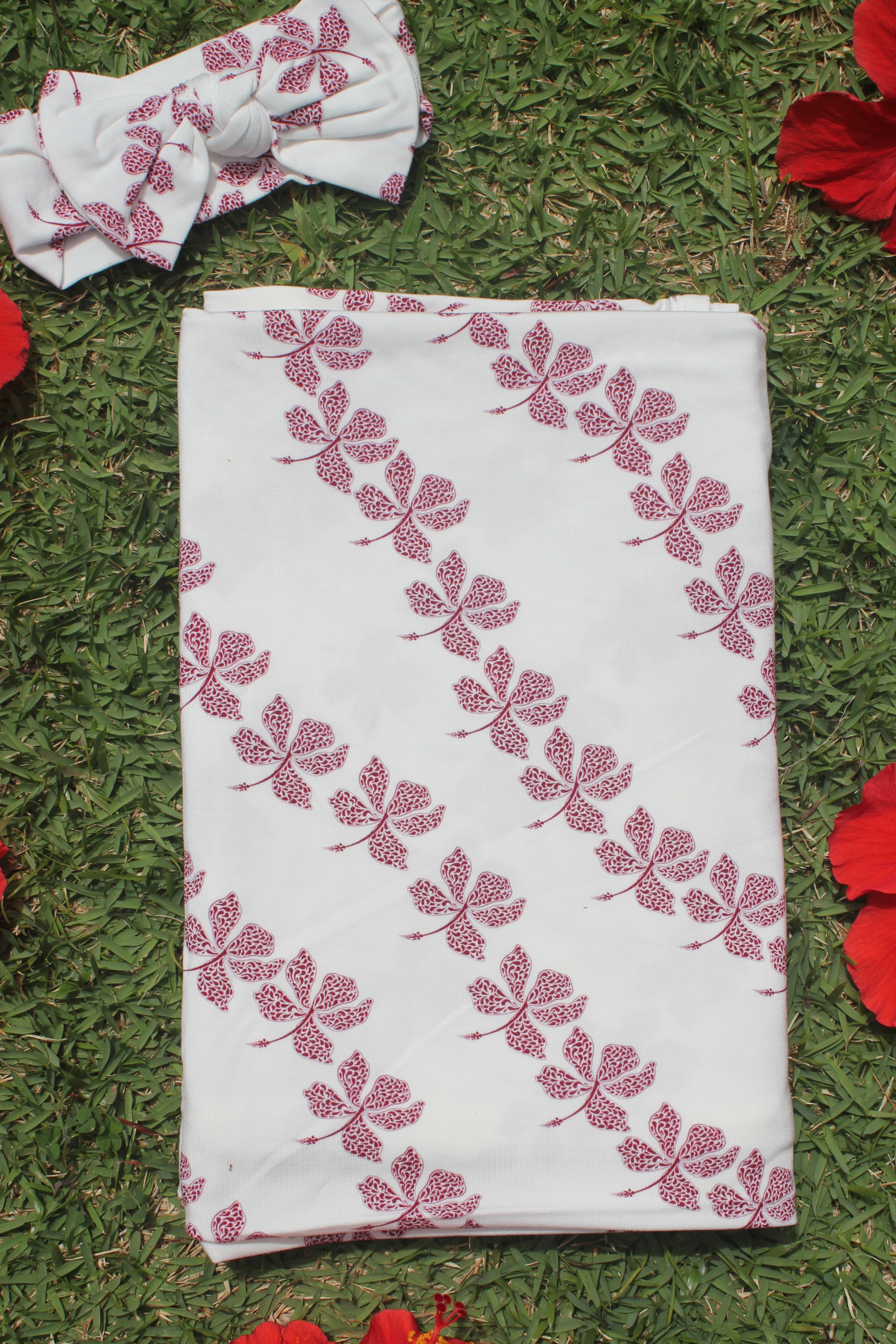 Retro Hibiscus Swaddle Set
